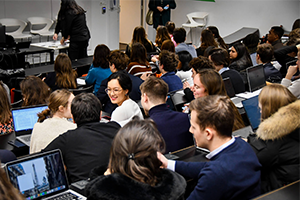 Présentation en amphi à l'EDHEC 